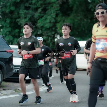 Runner Photo 3896248