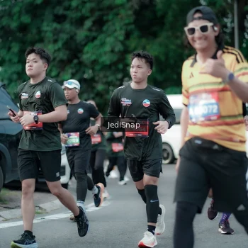 Runner Photo 3896249