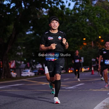 Runner Photo 3896255