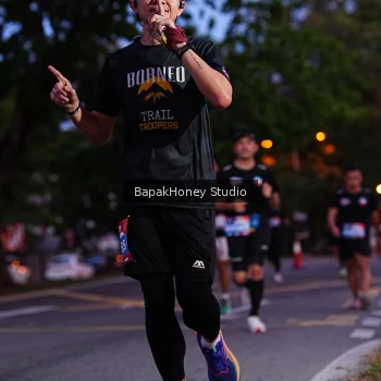 Runner Photo 3896266