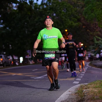 Runner Photo 3896270
