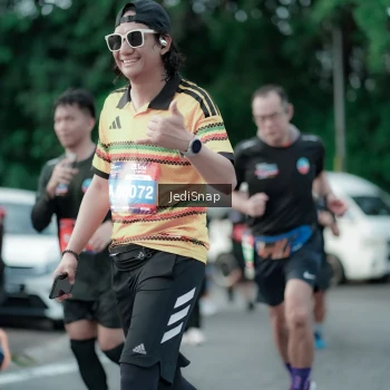 Runner Photo 3896276