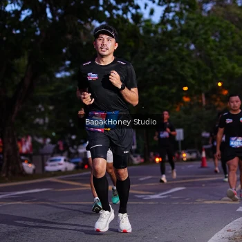 Runner Photo 3896278
