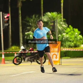 Runner Photo 3896285