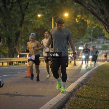 Runner Photo 3896298