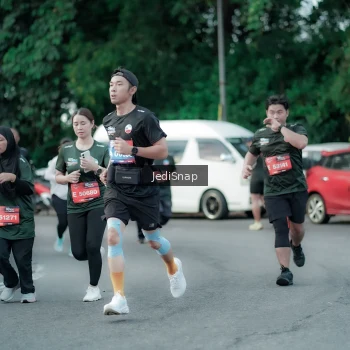 Runner Photo 3896316