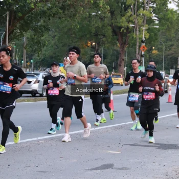 Runner Photo 3896383