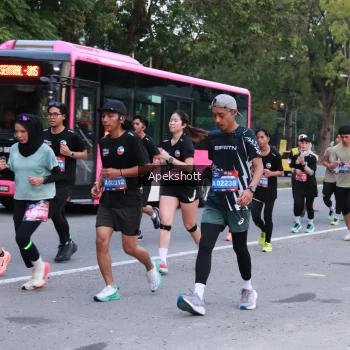 Runner Photo 3896387