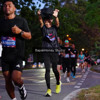 Runner Photo 3896391