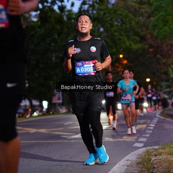 Runner Photo 3896420