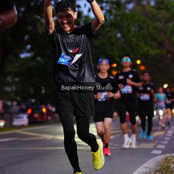 Runner Photo 3896432