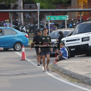 Runner Photo 3896440