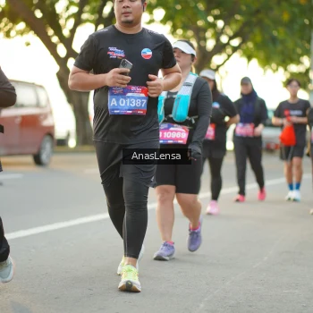 Runner Photo 3896452