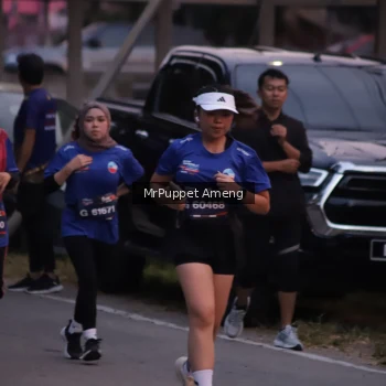 Runner Photo 3896463