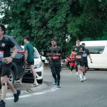 Runner Photo 3896467