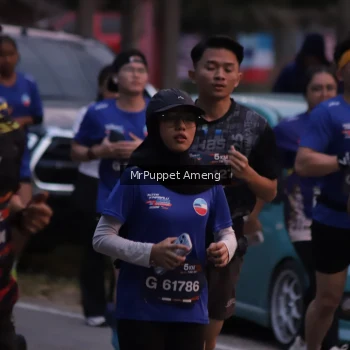 Runner Photo 3896472