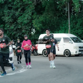 Runner Photo 3896487