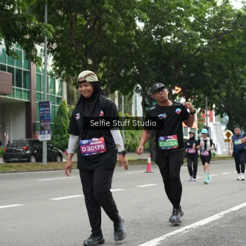 Runner Photo 3896490