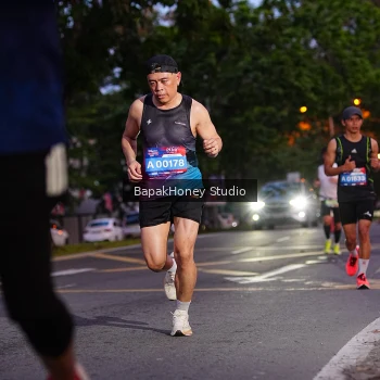Runner Photo 3896498