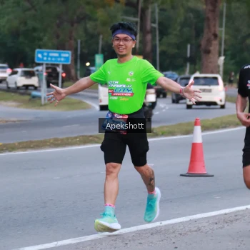 Runner Photo 3896510