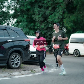 Runner Photo 3896538