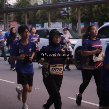 Runner Photo 3896540