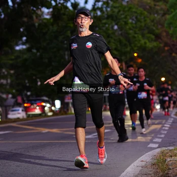 Runner Photo 3896552