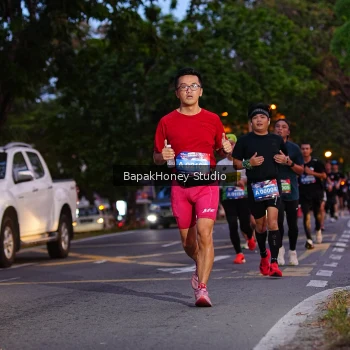 Runner Photo 3896566