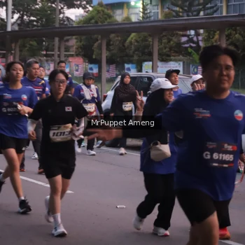 Runner Photo 3896575
