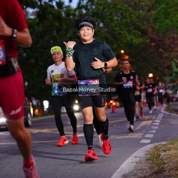 Runner Photo 3896580