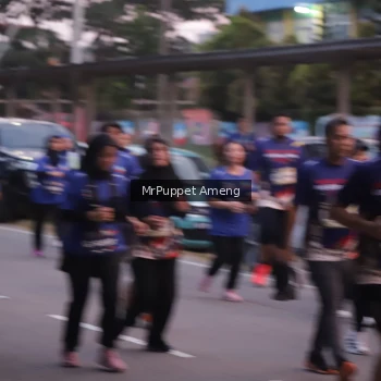Runner Photo 3896592