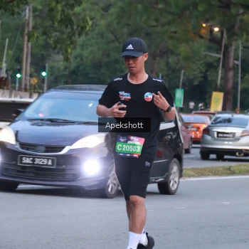 Runner Photo 3896621