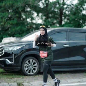 Runner Photo 3896630
