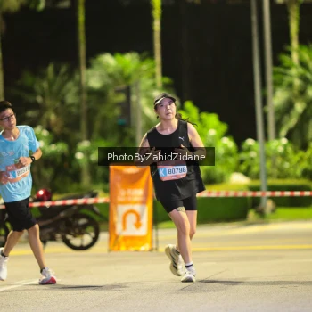 Runner Photo 3896645