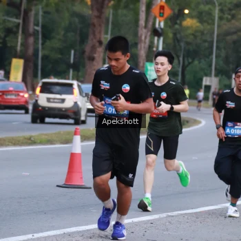 Runner Photo 3896664