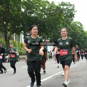 Runner Photo 3896674