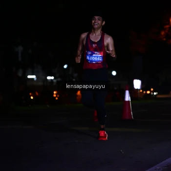 Runner Photo 3896676