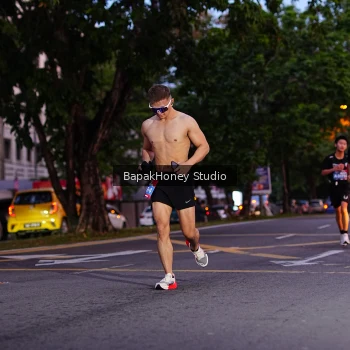 Runner Photo 3896682
