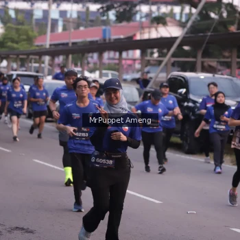 Runner Photo 3896689