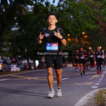 Runner Photo 3896690