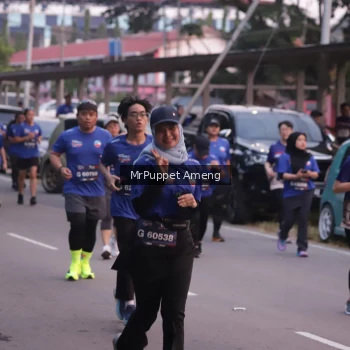 Runner Photo 3896694
