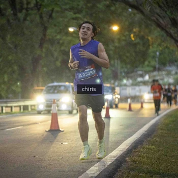 Runner Photo 3896755