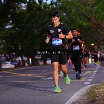 Runner Photo 3896764
