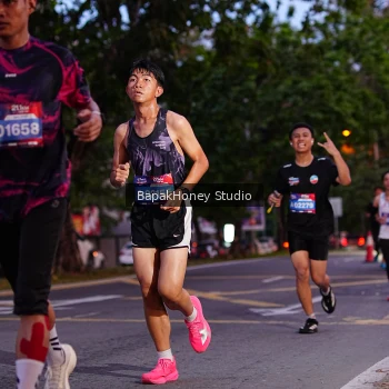 Runner Photo 3896797