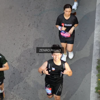 Runner Photo 3896799