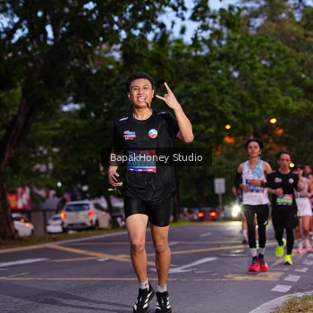 Runner Photo 3896802