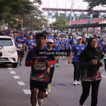 Runner Photo 3896805