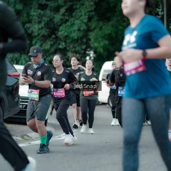 Runner Photo 3896841