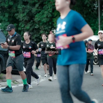 Runner Photo 3896866