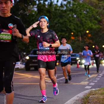 Runner Photo 3896895